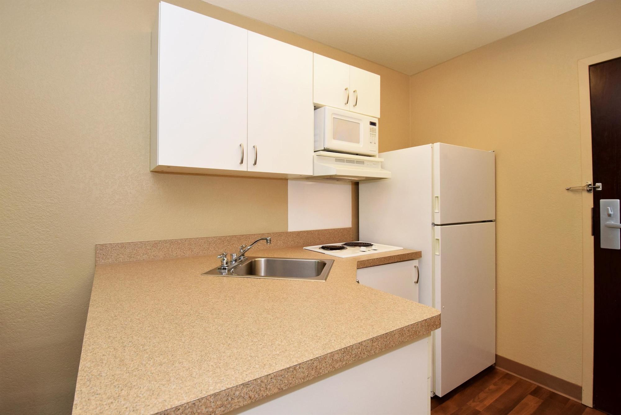 Extended Stay America Suites - Long Island - Melville Eksteriør bilde